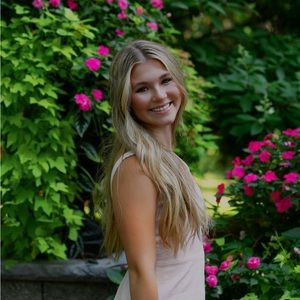 Meet your Posher, Brielle